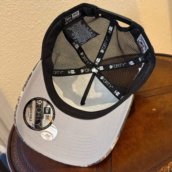 NWT~NEW ERA Atlanta 2000 All Star Game Embroidery Patch Camo Trucker Cap-OS - Picture 8 of 8